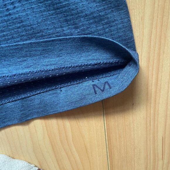 lululemon Metal Vent Tech tee - Picture 3 of 6